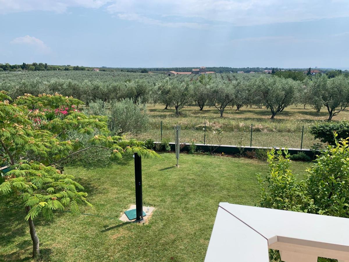 Apartments Rosa Umag Exterior photo