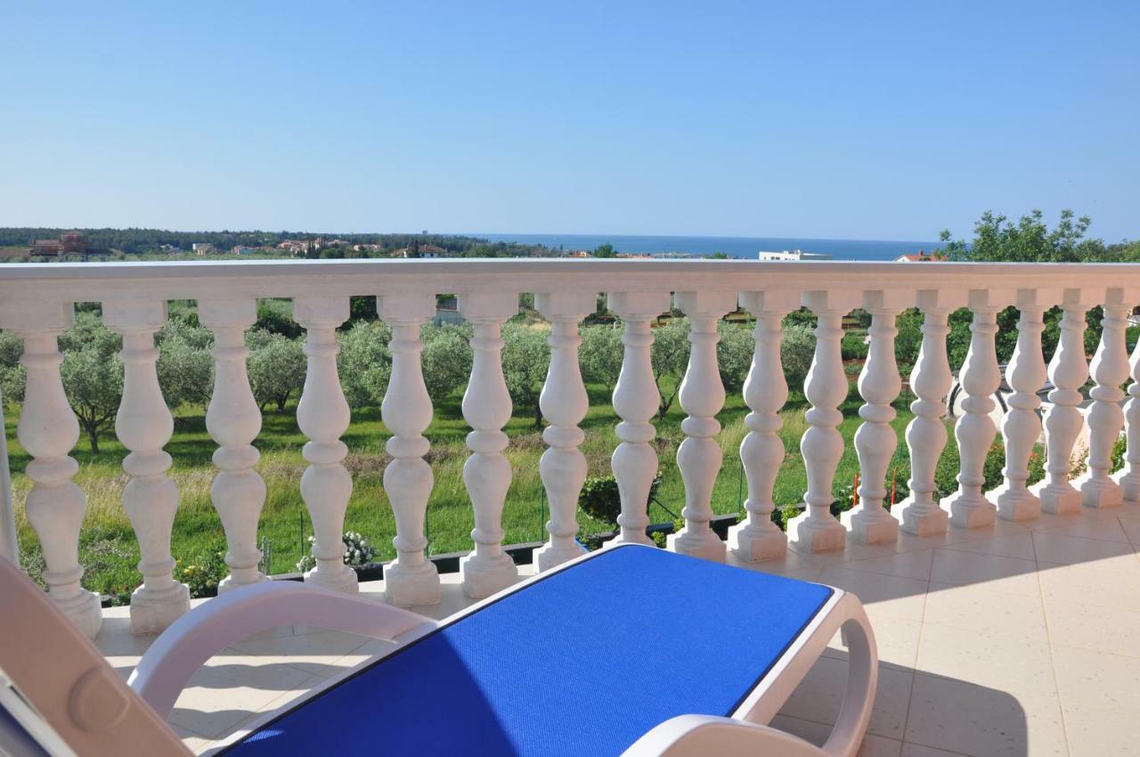Apartments Rosa Umag Exterior photo
