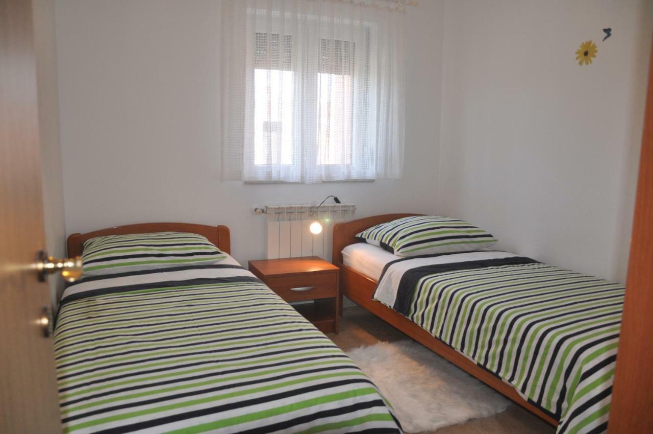 Apartments Rosa Umag Exterior photo