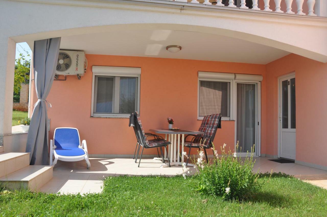 Apartments Rosa Umag Exterior photo